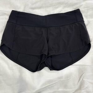 Lululemon Speed Up Low-Rise Lined Short 2.5" size 6